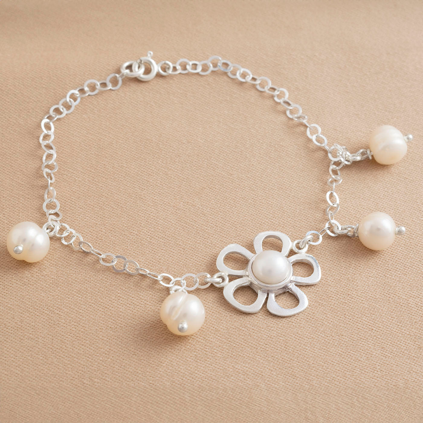 PULSERA FLOR FRESA SILVESTRE